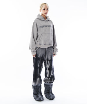 グレー モデル：172cm M着用