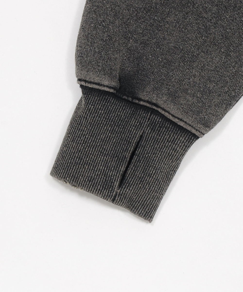 コンパクトフィットロゴプルパーカー