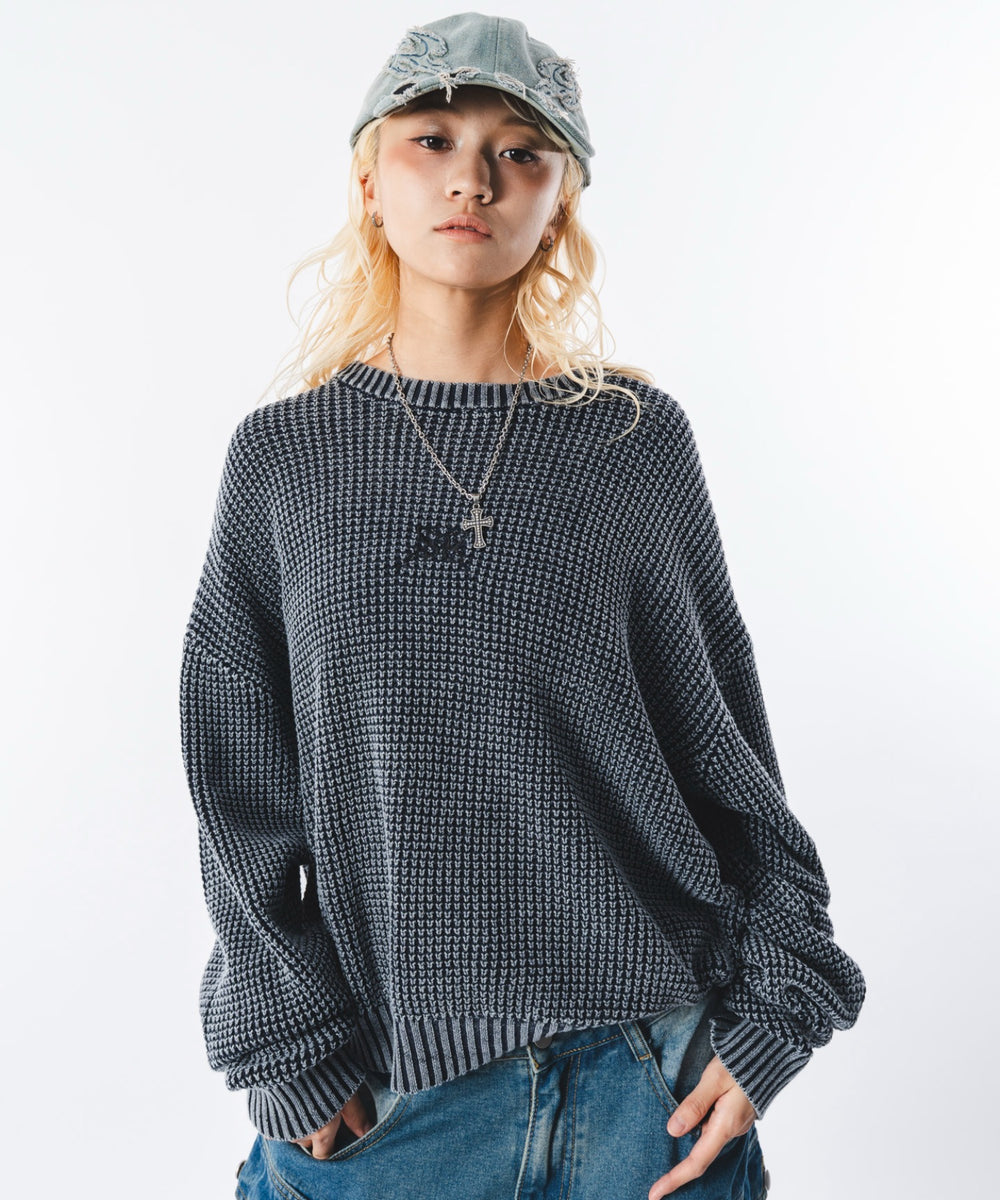 ネイビー モデル：172cm M着用