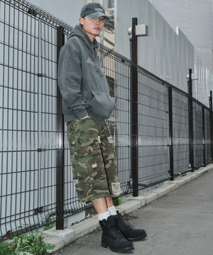 柄1 モデル：178cm L着用