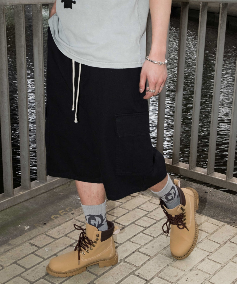 ブラック モデル：178cm L着用