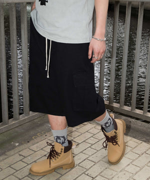 ブラック モデル：178cm L着用