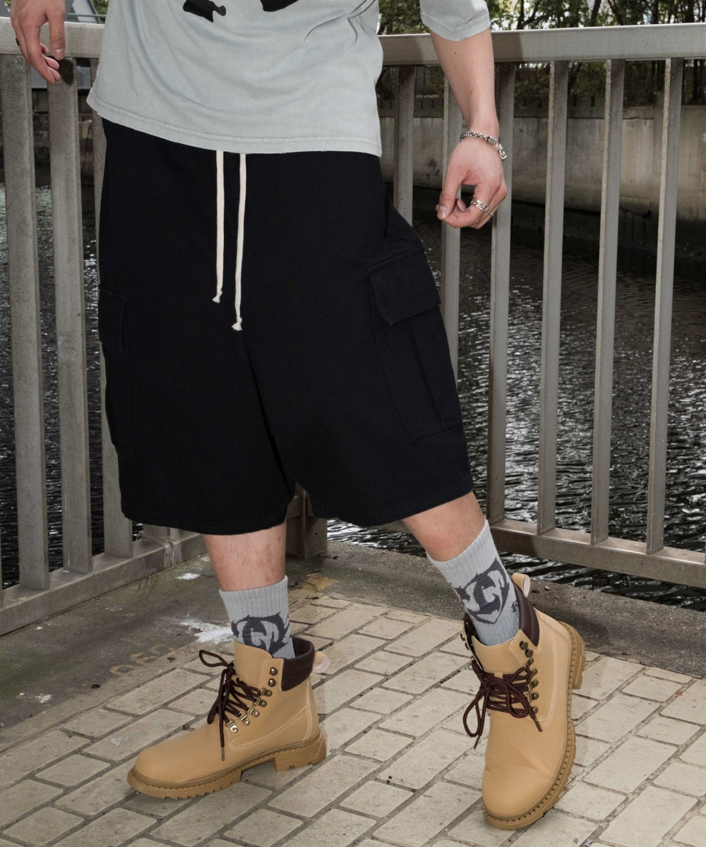 ブラック モデル：178cm L着用