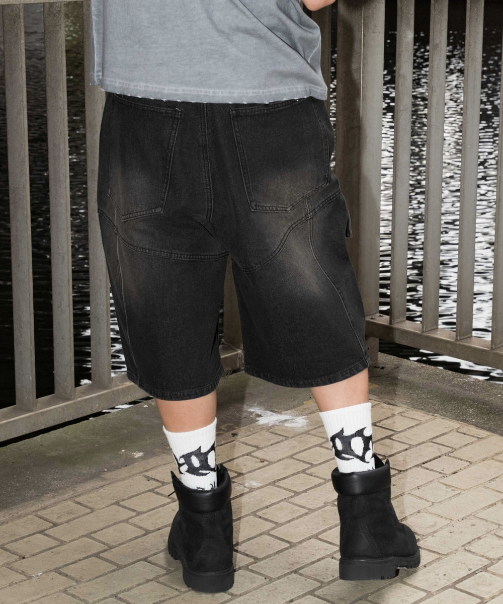 デニムブラックソノタ モデル：178cm L着用