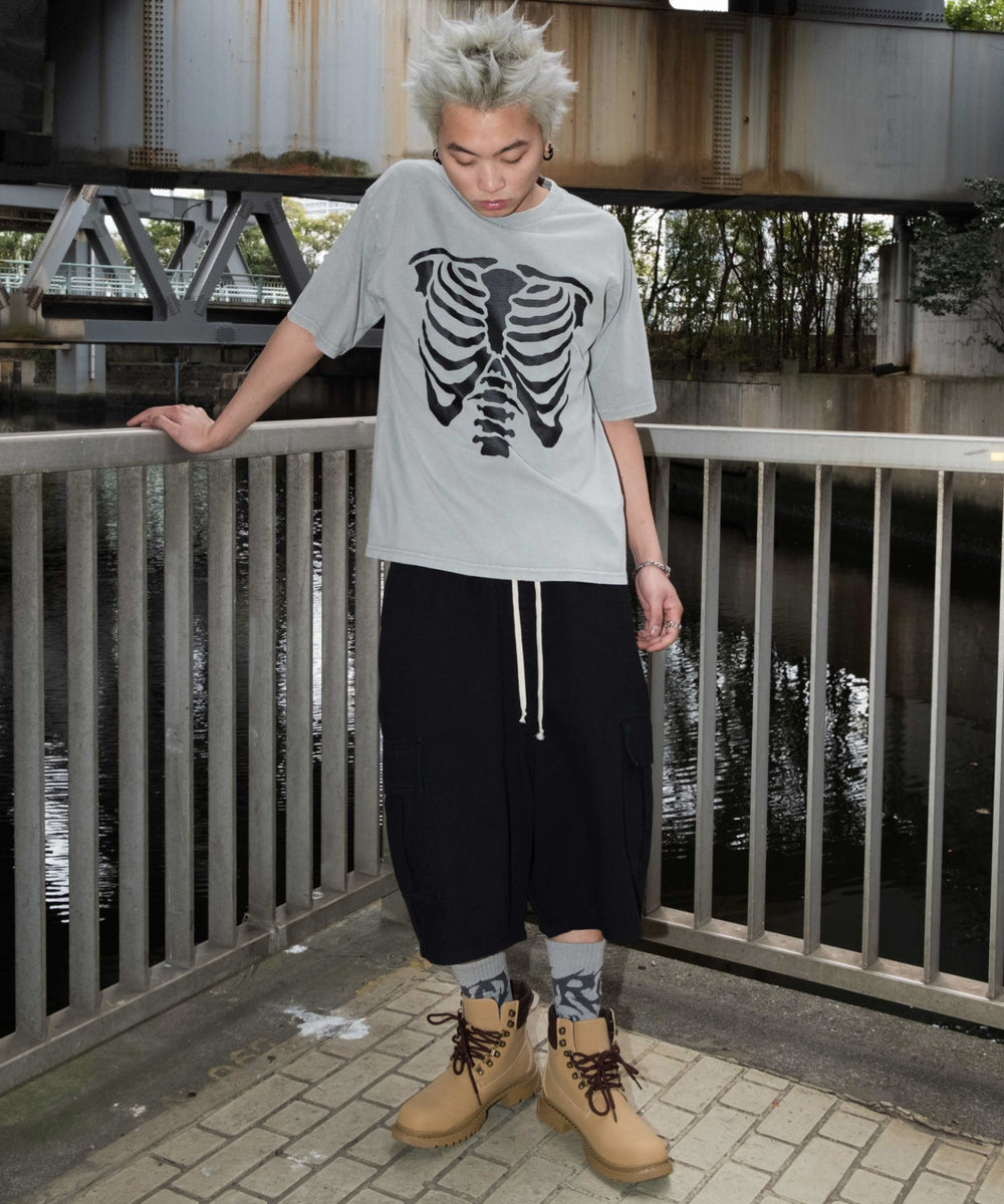 グレー モデル：178cm L着用