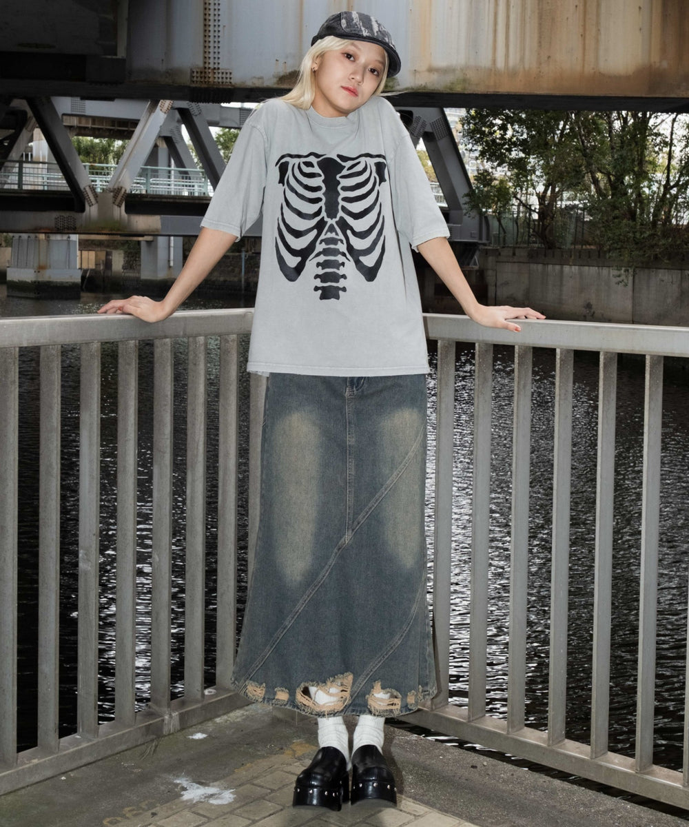 グレー モデル：172cm M着用