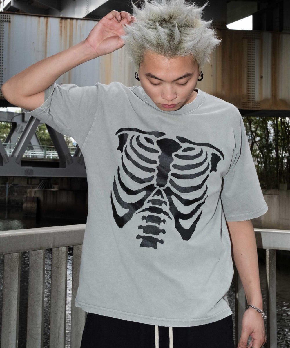 グレー モデル：178cm L着用