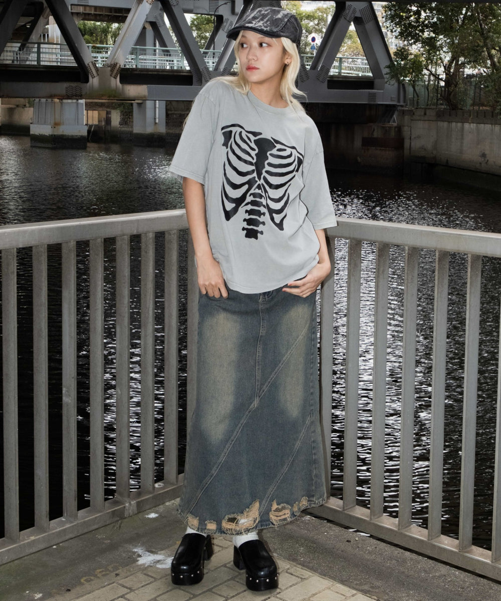 グレー モデル：172cm M着用