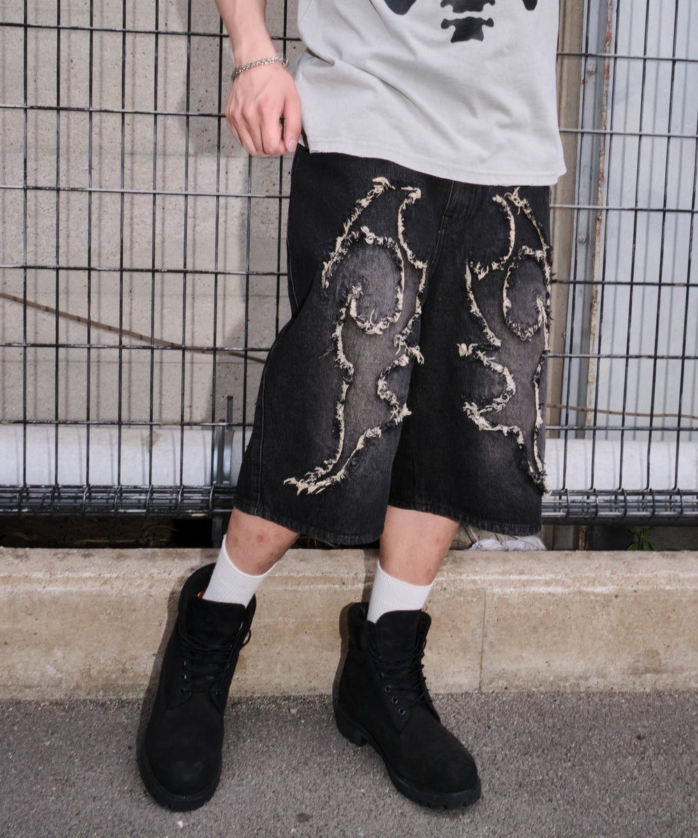 柄2 モデル：178cm L着用