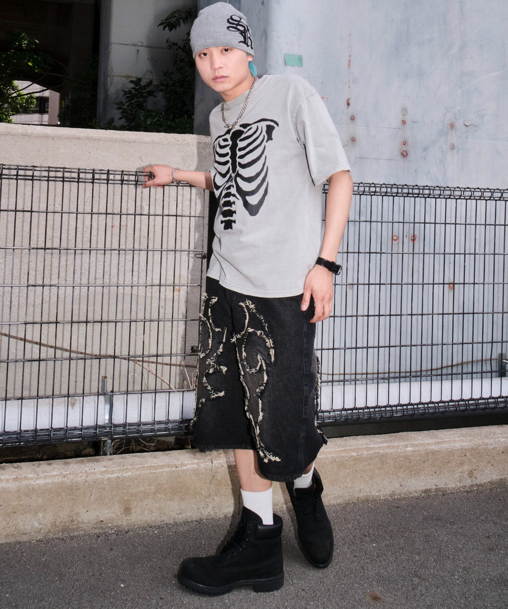 柄2 モデル：178cm L着用