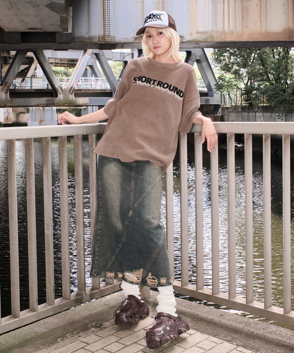 ブラウン モデル：172cm L着用