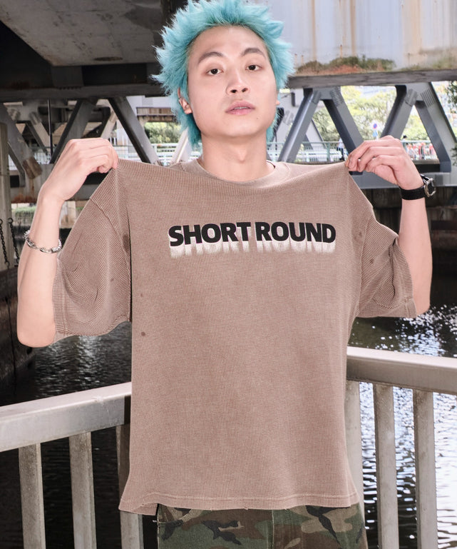 ブラウン モデル：178cm L着用