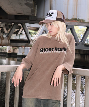 ブラウン モデル：172cm L着用