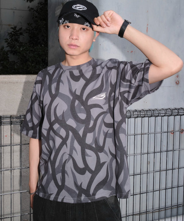 柄1 モデル：178cm L着用