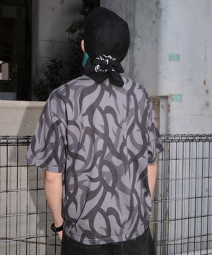 柄1 モデル：178cm L着用