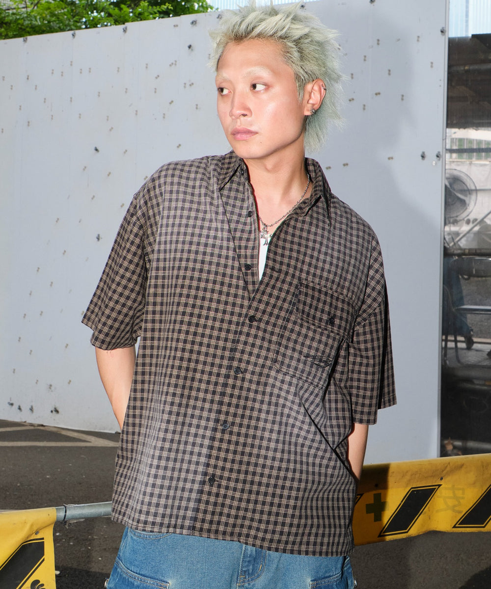 ブラックチェック1 モデル：178cm L着用