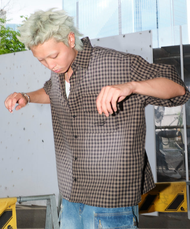 ブラックチェック1 モデル：178cm L着用