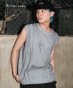 グレー モデル：178cm L着用