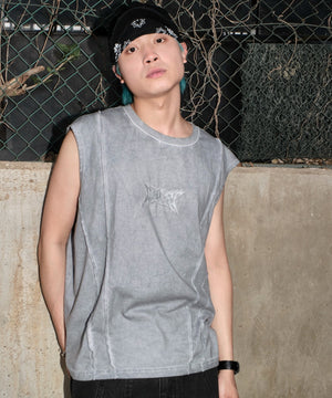 グレー モデル：178cm L着用