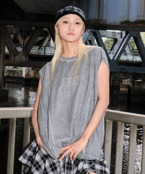 グレー モデル：172cm L着用