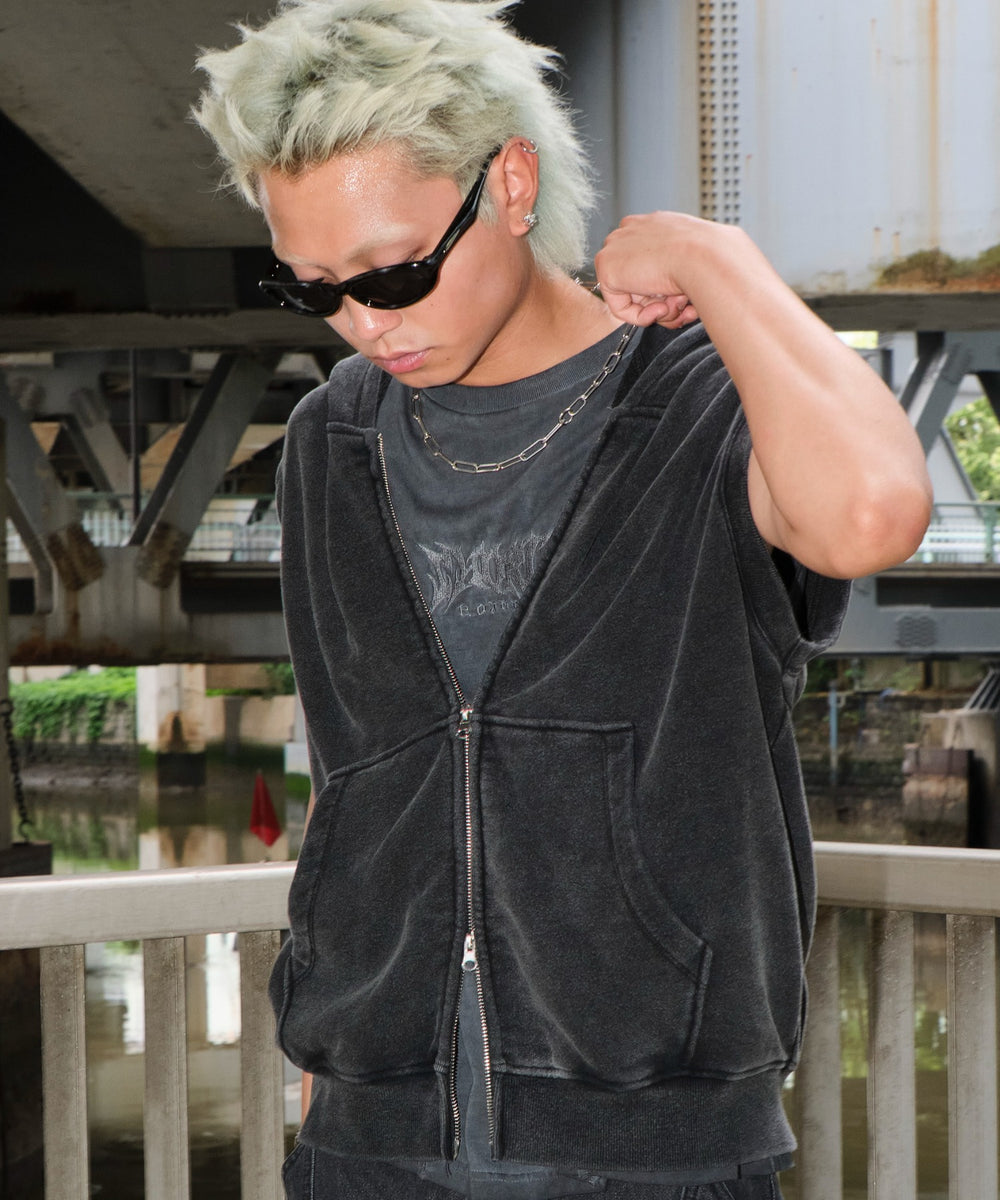 スミクロ モデル：178cm L着用