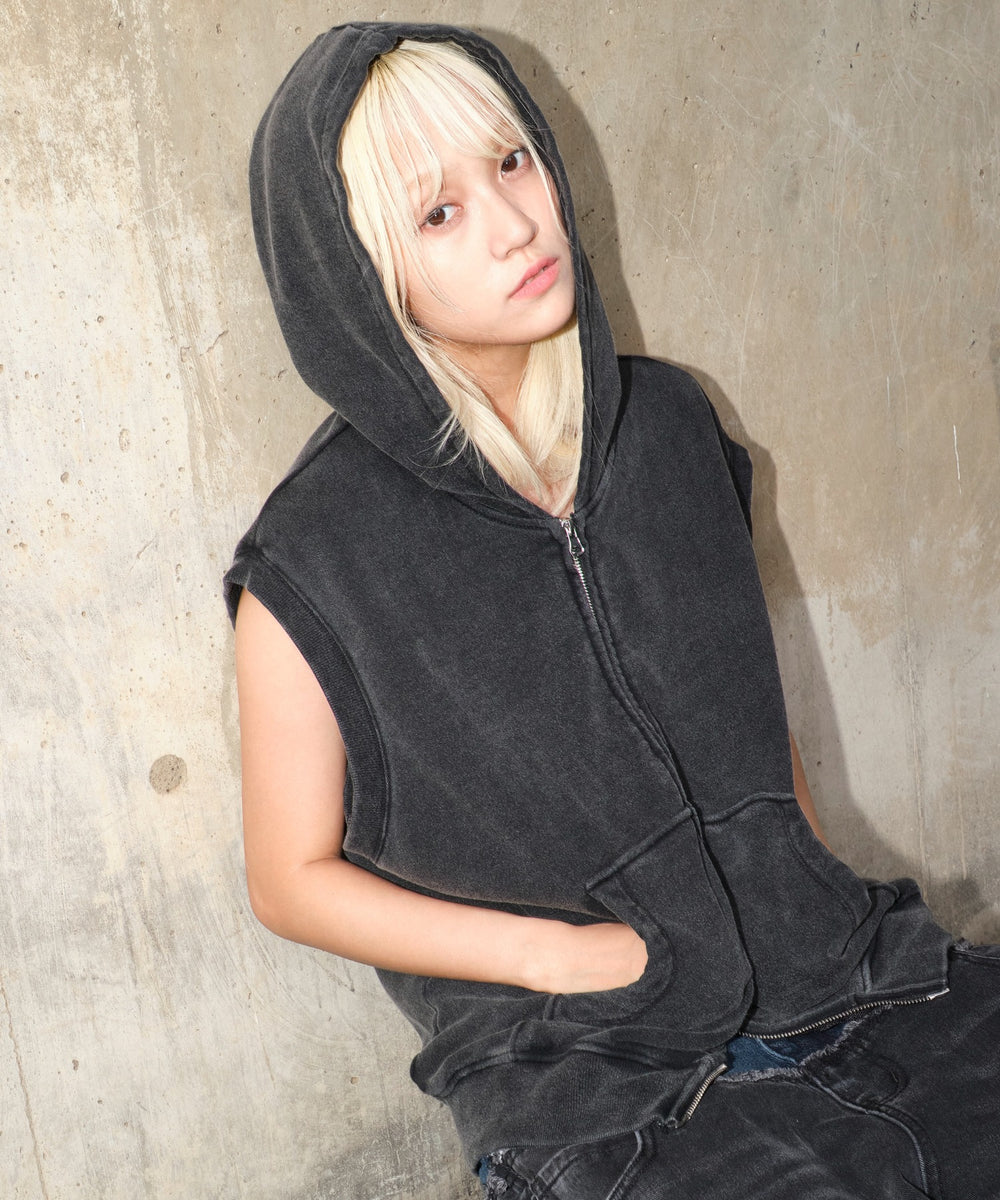 スミクロ モデル：172cm L着用