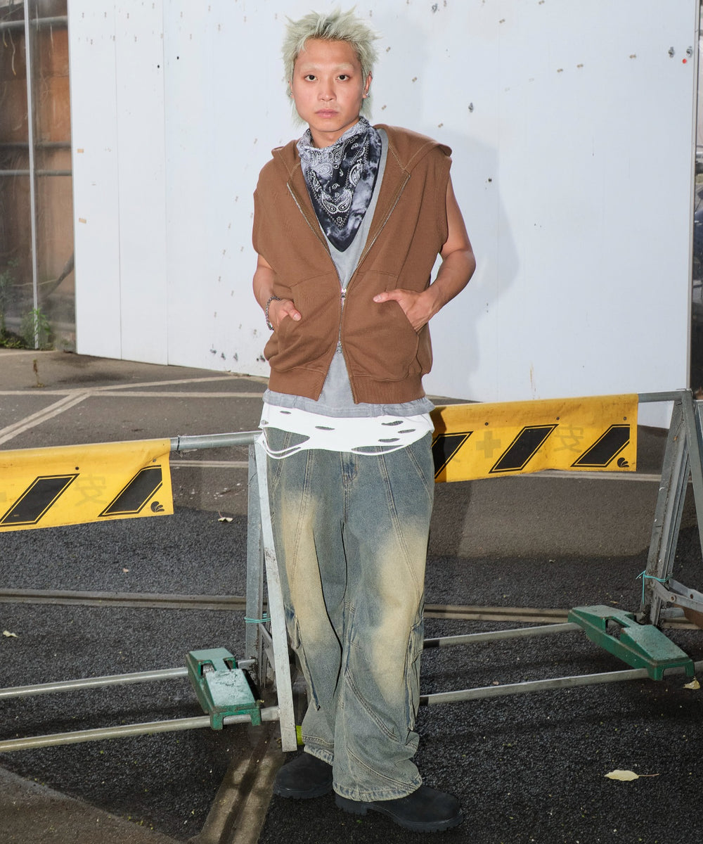 ブラウン モデル：178cm L着用