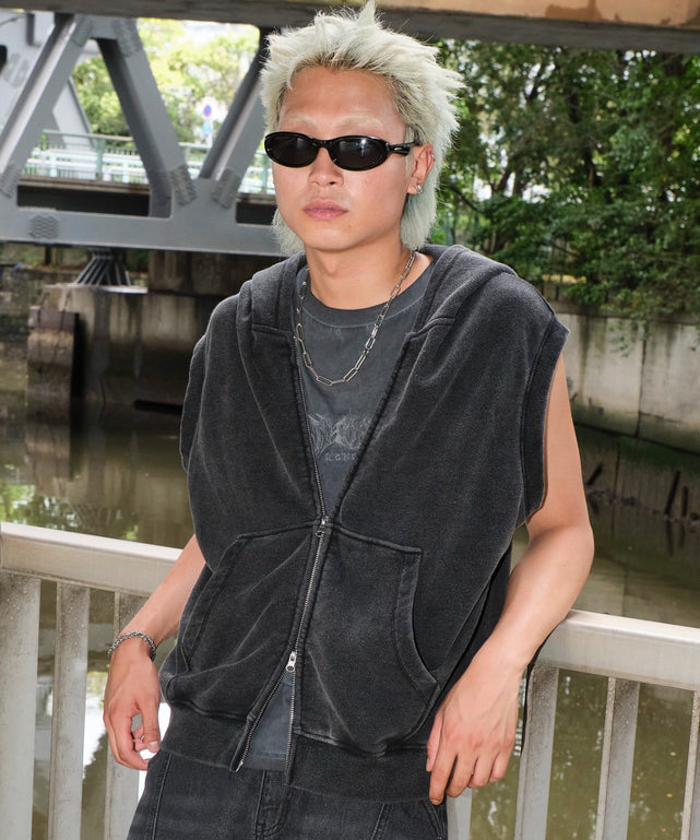 スミクロ モデル：178cm L着用