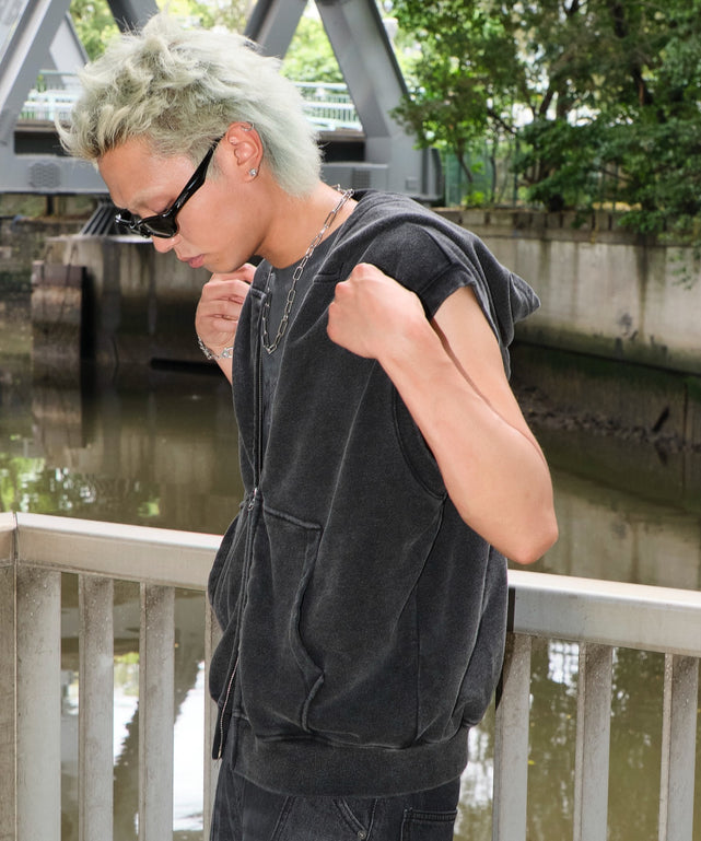 スミクロ モデル：178cm L着用