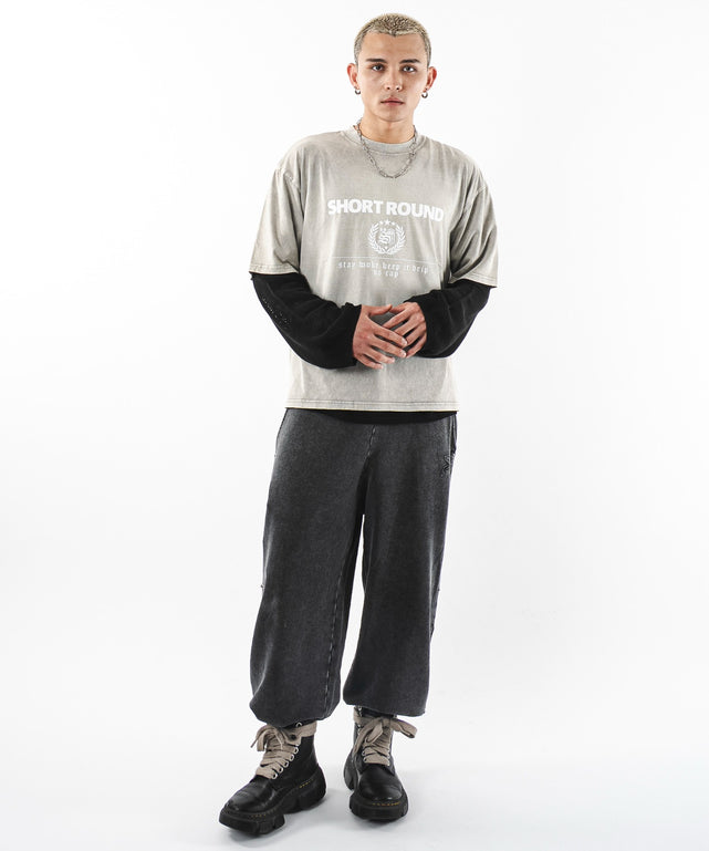 グレー モデル：180cm L着用