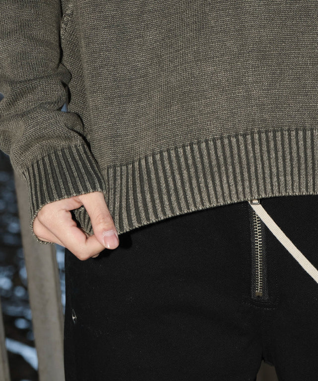 ピグメントロゴニットプルオーバー