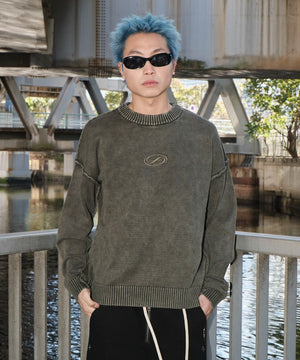 カーキ　モデル:178cm L着用