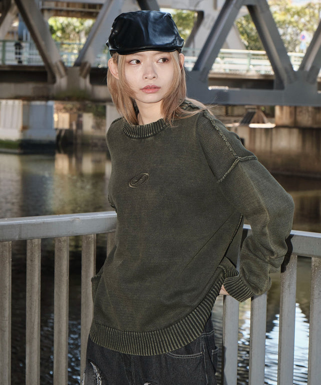 カーキ　モデル:169cm M着用