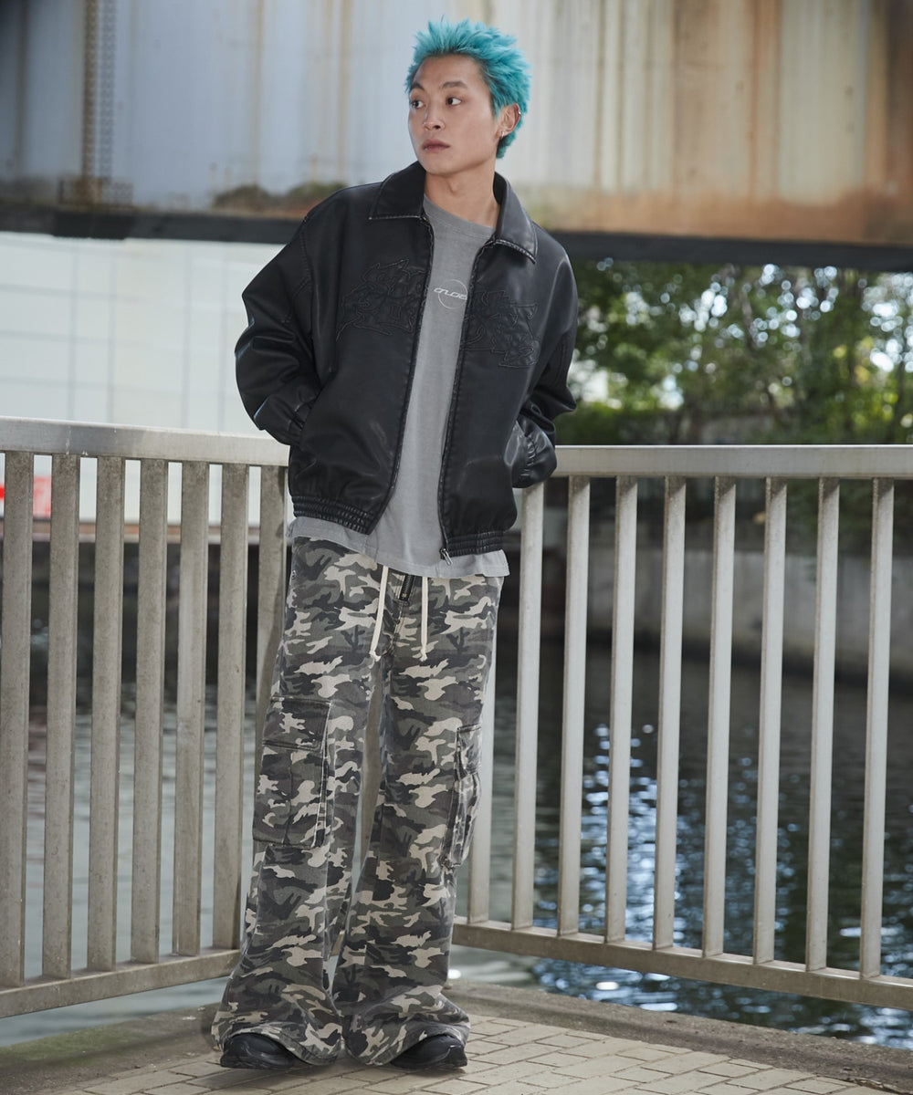 ブラック モデル：178cm L着用