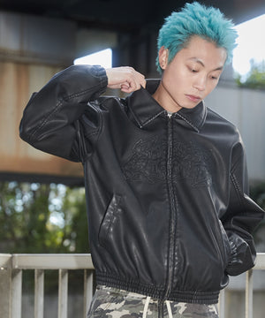 ブラック モデル：178cm L着用