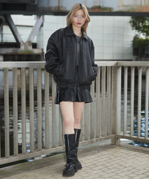 ブラック モデル：169cm L着用