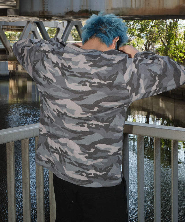 グレーソノタ　178cm L着用