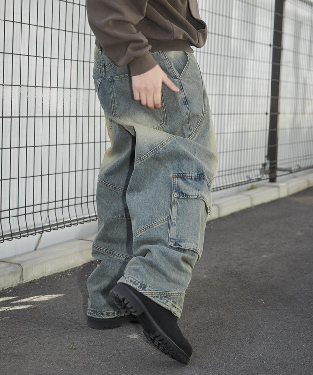 デニム淡加工 モデル：178cm L着用