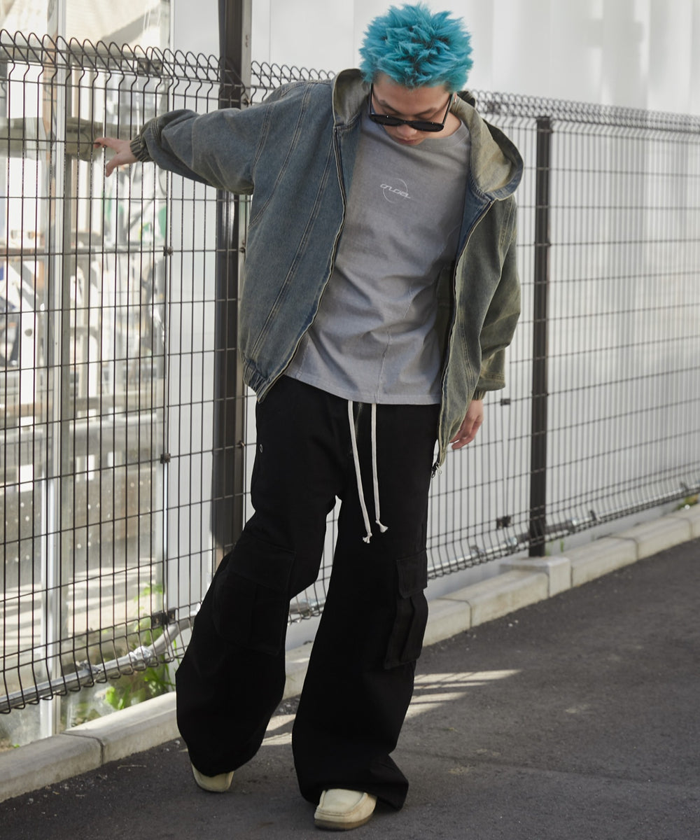 ブラック モデル：178cm L着用