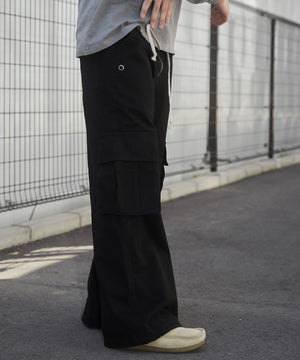 ブラック モデル：178cm L着用