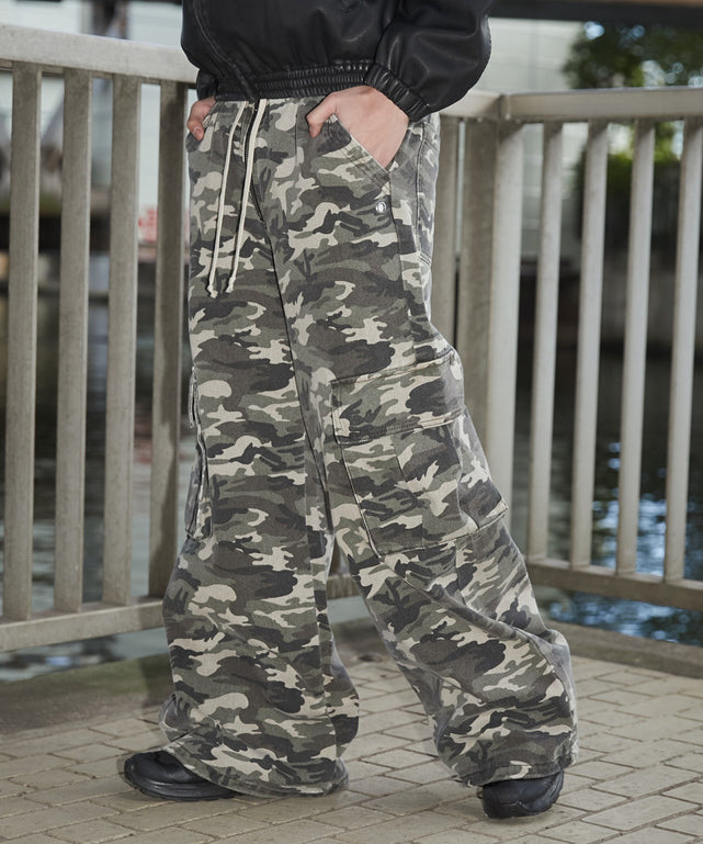 柄1 モデル：178cm L着用