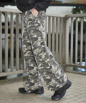 柄1 モデル：178cm L着用