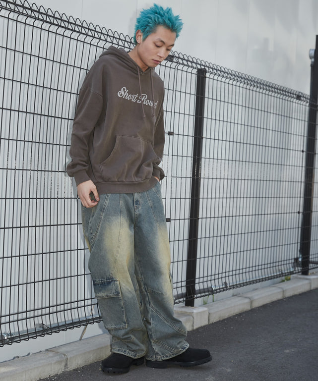 ブラウン モデル：178cm L着用