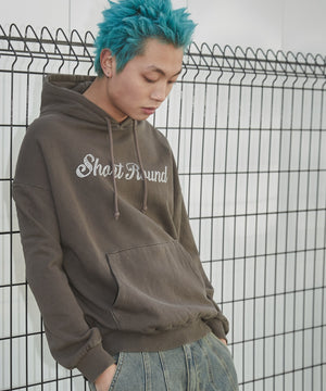 ブラウン モデル：178cm L着用