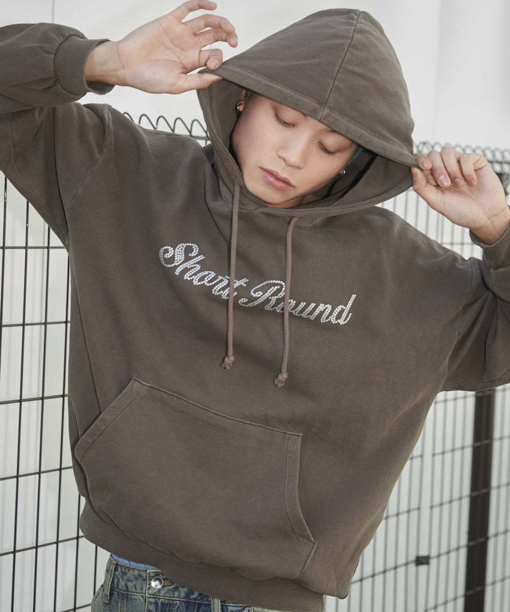 ブラウン モデル：178cm L着用