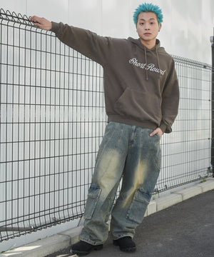 ブラウン モデル：178cm L着用