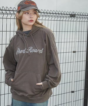 ブラウン モデル：169cm M着用