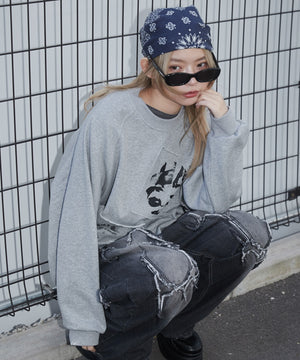 グレー モデル：169cm M着用