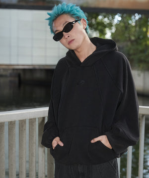 ブラック モデル：178cm L着用