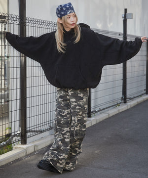 ブラック モデル：169cm L着用